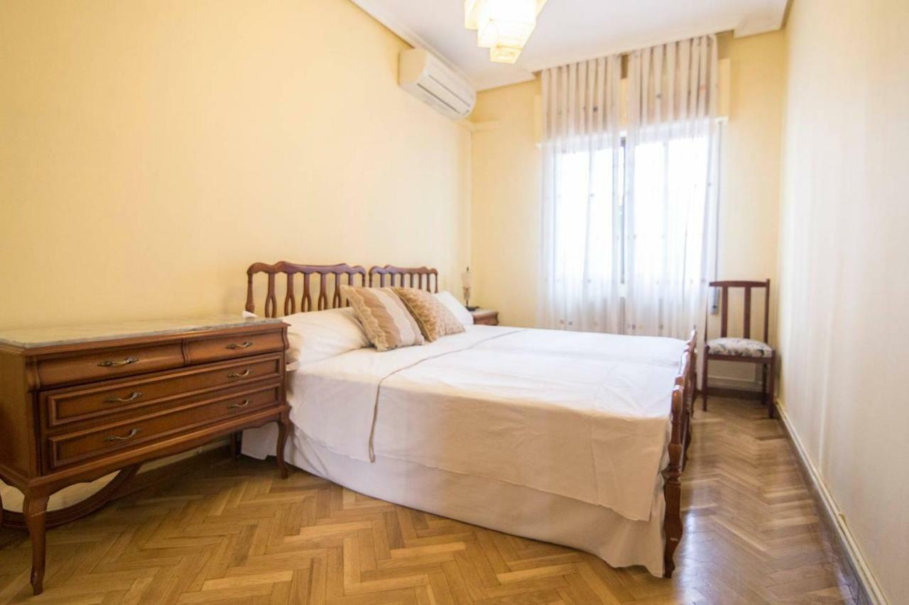 Home & Private Terrace Wifi + Aircon มาดริด ภายนอก รูปภาพ